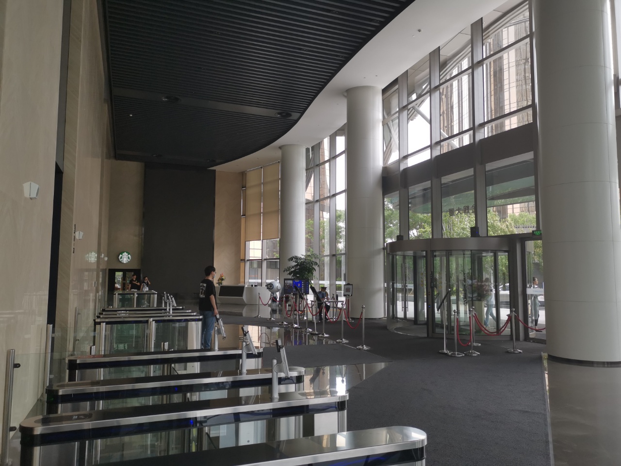 金辉大厦大堂入口